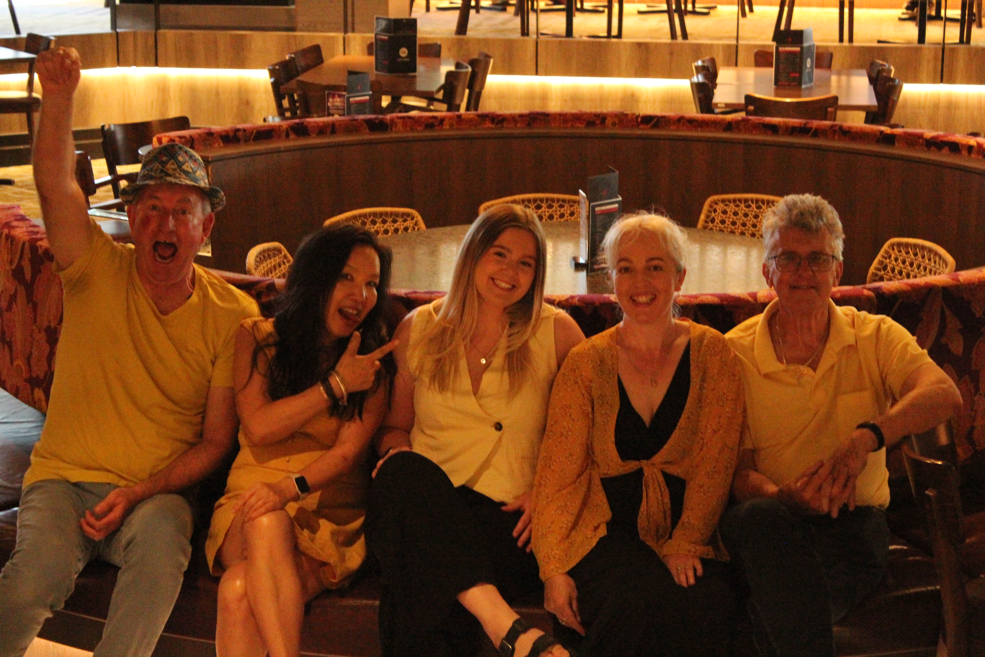 Lounge Baby yellow couch